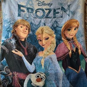 Disney Frozen Throw Blanket/Tapestry